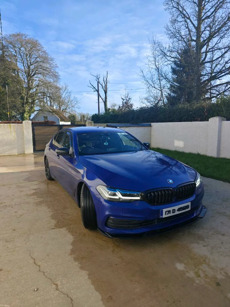 2017 BMW 520d Automatic – Real Head Turner - Image 4