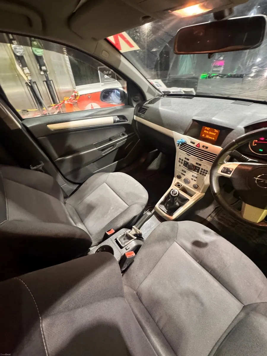 Opel Astra - Image 1