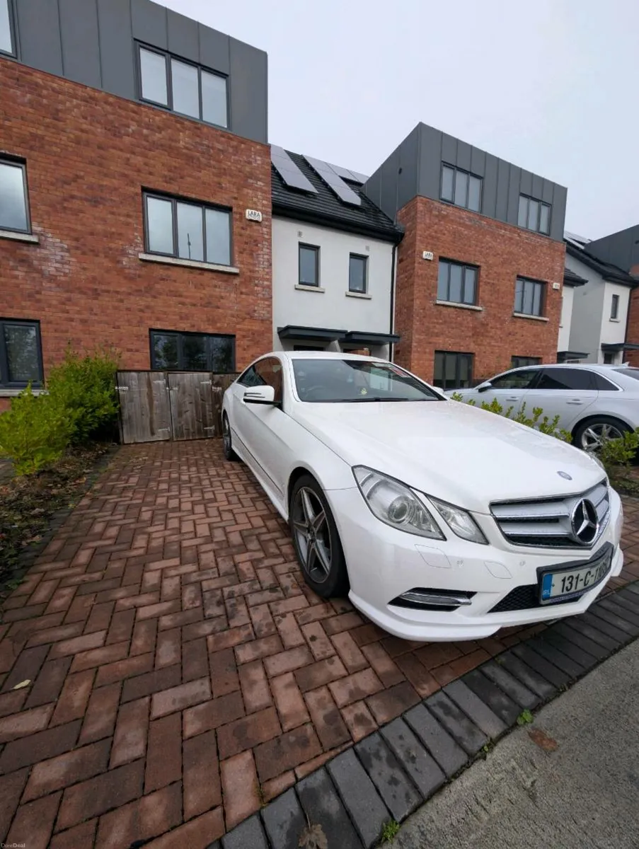 Mercedes E220 Coupe 2.1Diesel  | AMG Line - Image 2