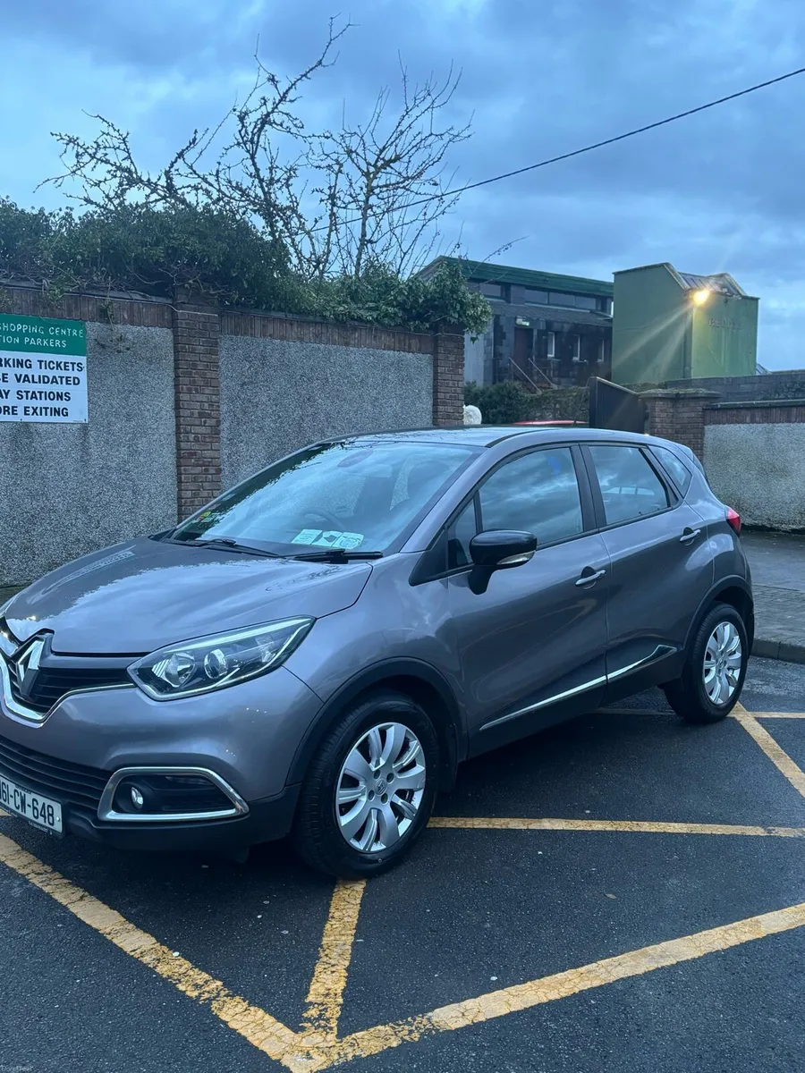 161 Renault Captur - Image 1