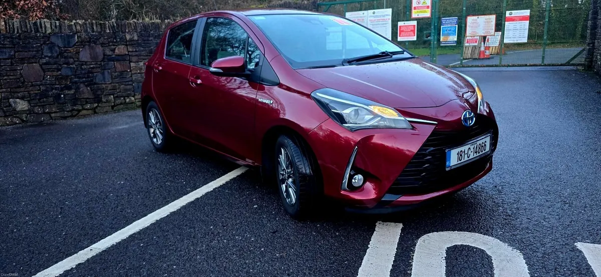 Toyota Yaris  Auto 2018 1.5 Hybrid - Image 2