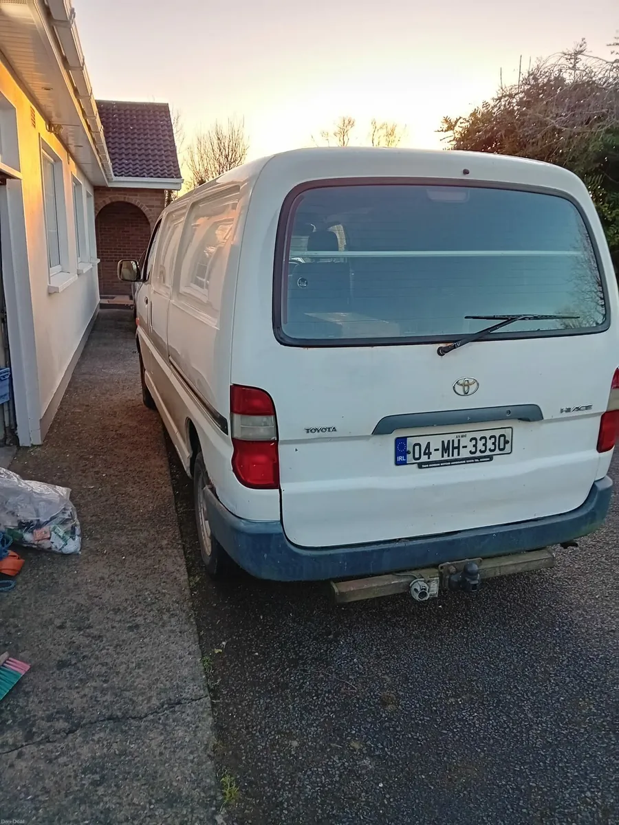 Toyota hiace - Image 4
