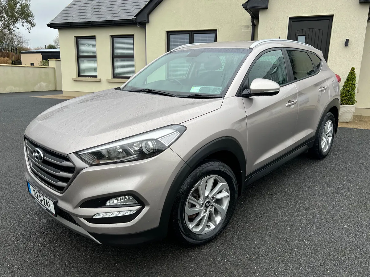 2018 (182)Hyundai Tucson 1.7 Diesel 119KMS NCT 28 - Image 2