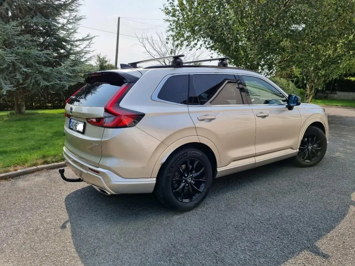 2024(2) Honda CRV PHEV Luxury Trim Advance Tech - Image 4