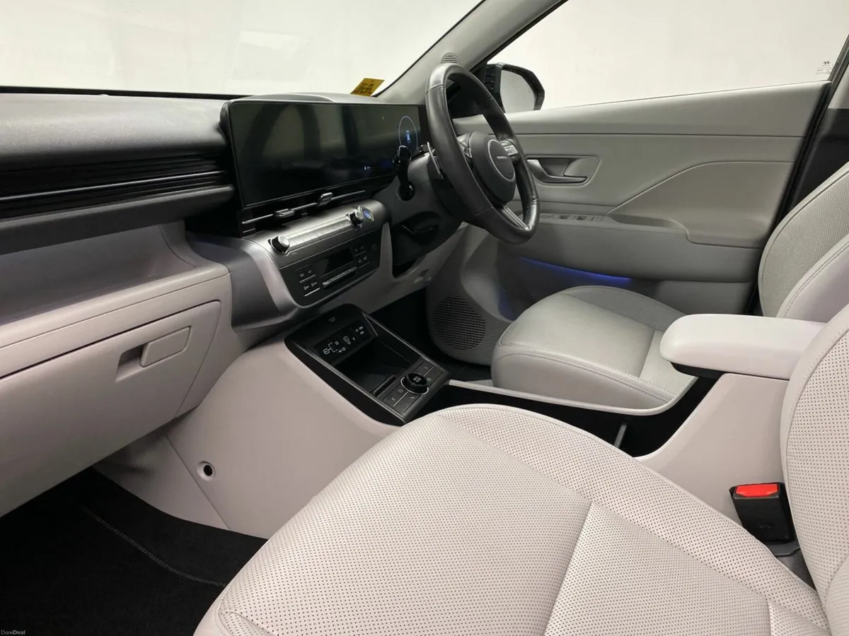Hyundai KONA Kona EV Platinum 65kWh - Image 3