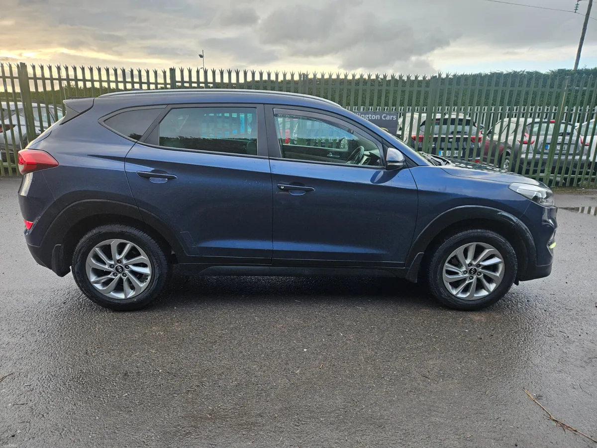 Hyundai Tucson 2017 1.7 D EXECUTIVE - Image 4