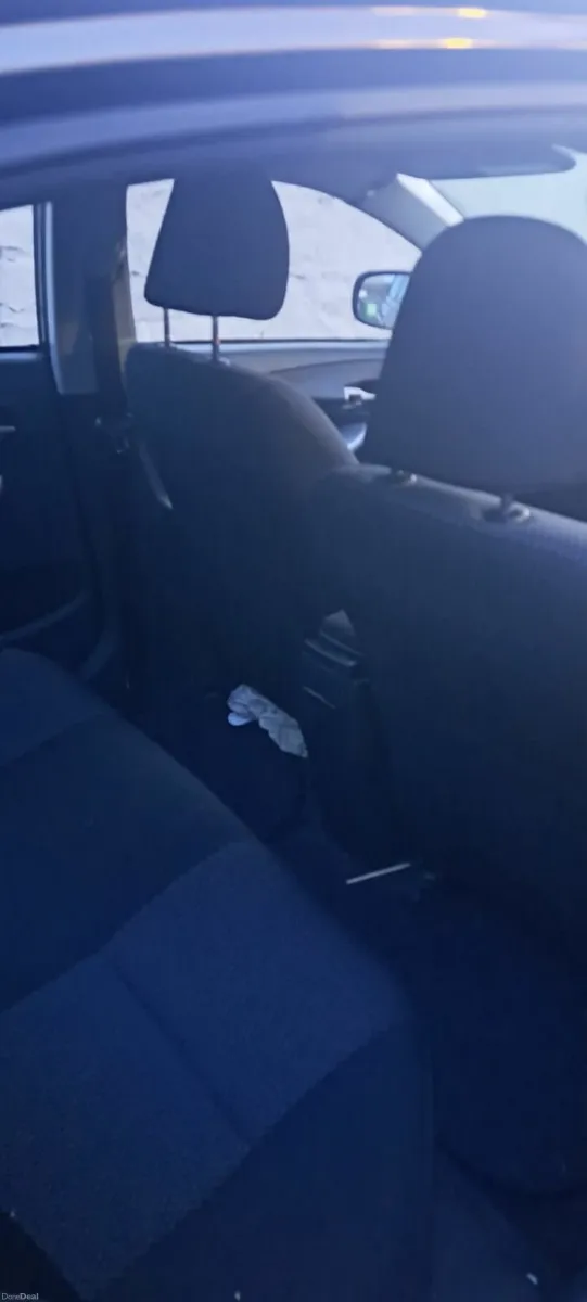 Toyota Corolla 2012 - Image 3