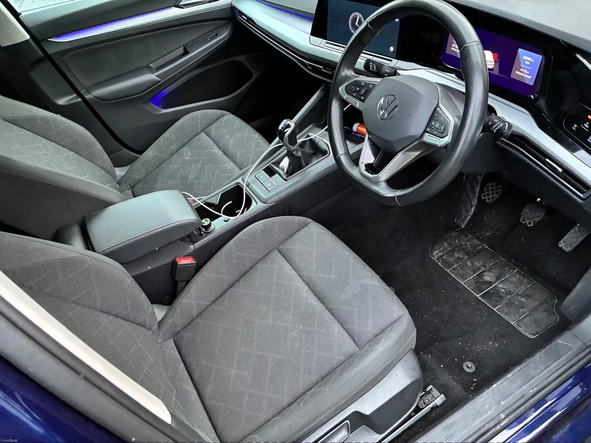 Volkswagen Golf 2023 Uk reg - Image 2