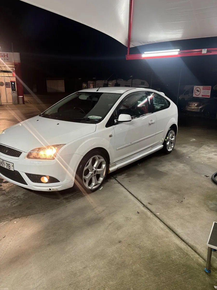 Ford Focus 2008 - Image 1