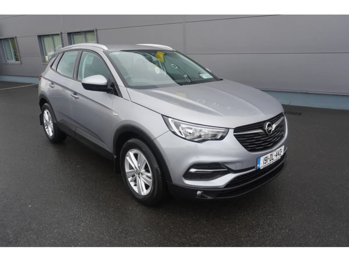 Opel Grandland X SC 1.5 T 130PS 4DR - Image 3