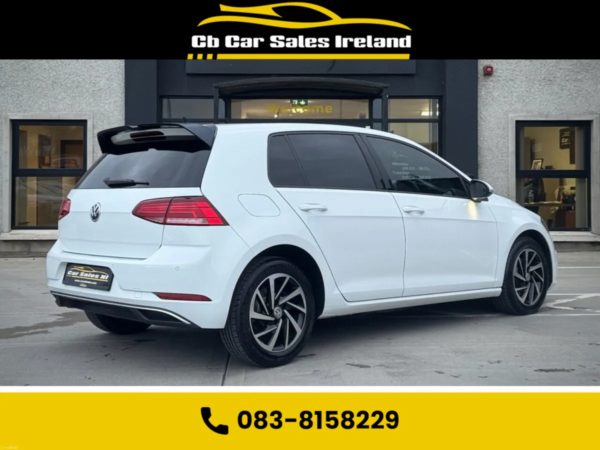 Volkswagen Golf 1.6 TDI Match Hatchback 5dr Diesel - Image 3
