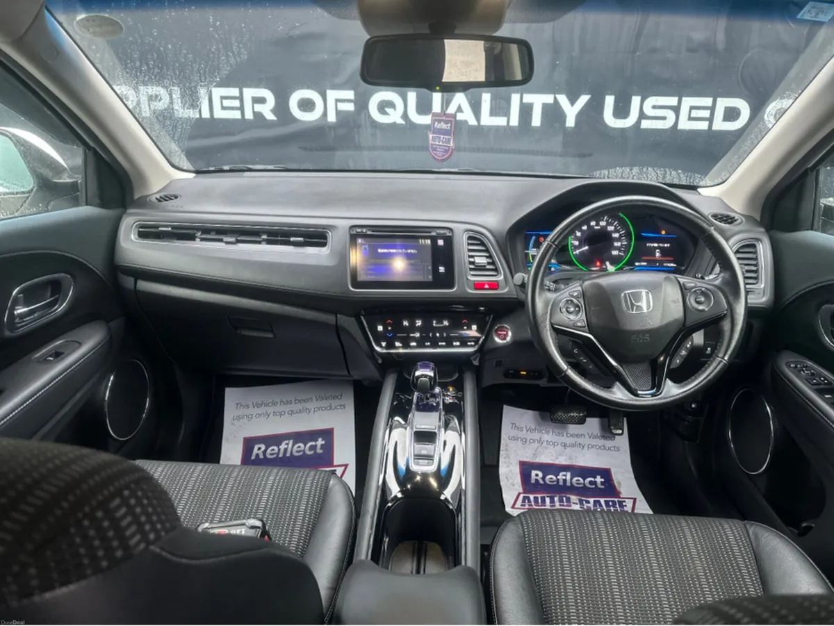 Honda Vezel Hybrid - Image 3