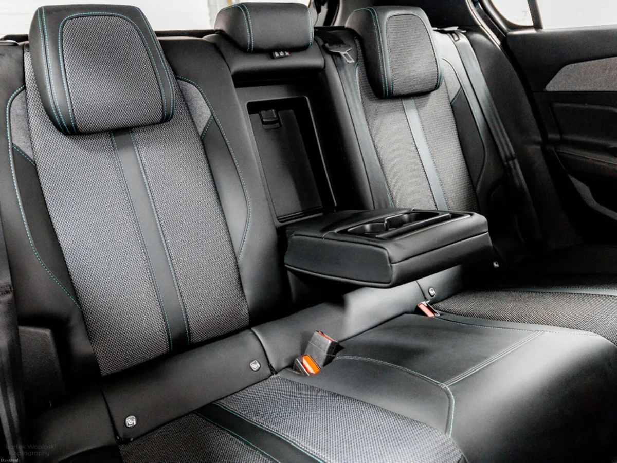 Peugeot 308 Allure 1.5 Diesel Auto 130HP - Image 4