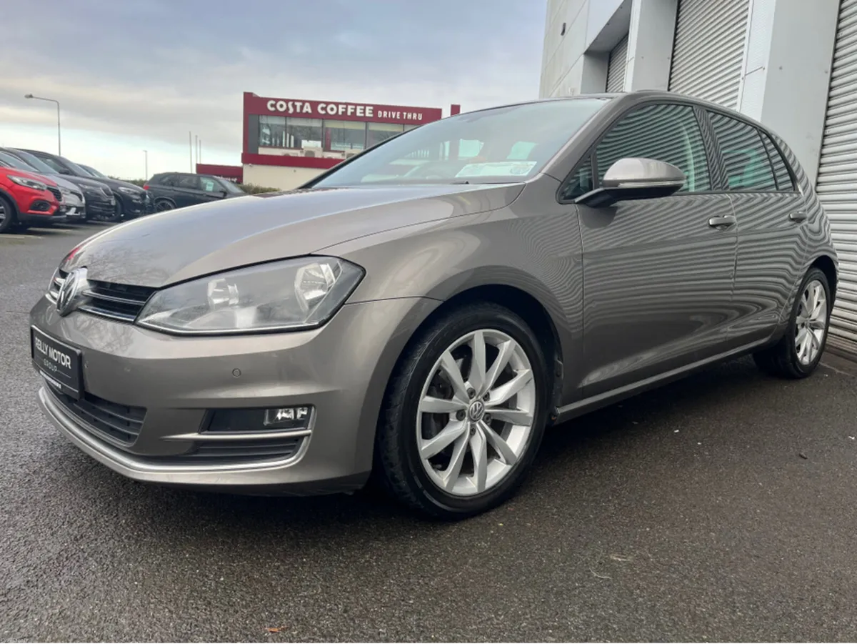 Volkswagen Golf 1.6 DIESEL HIGHLINE MANUAL - Image 4
