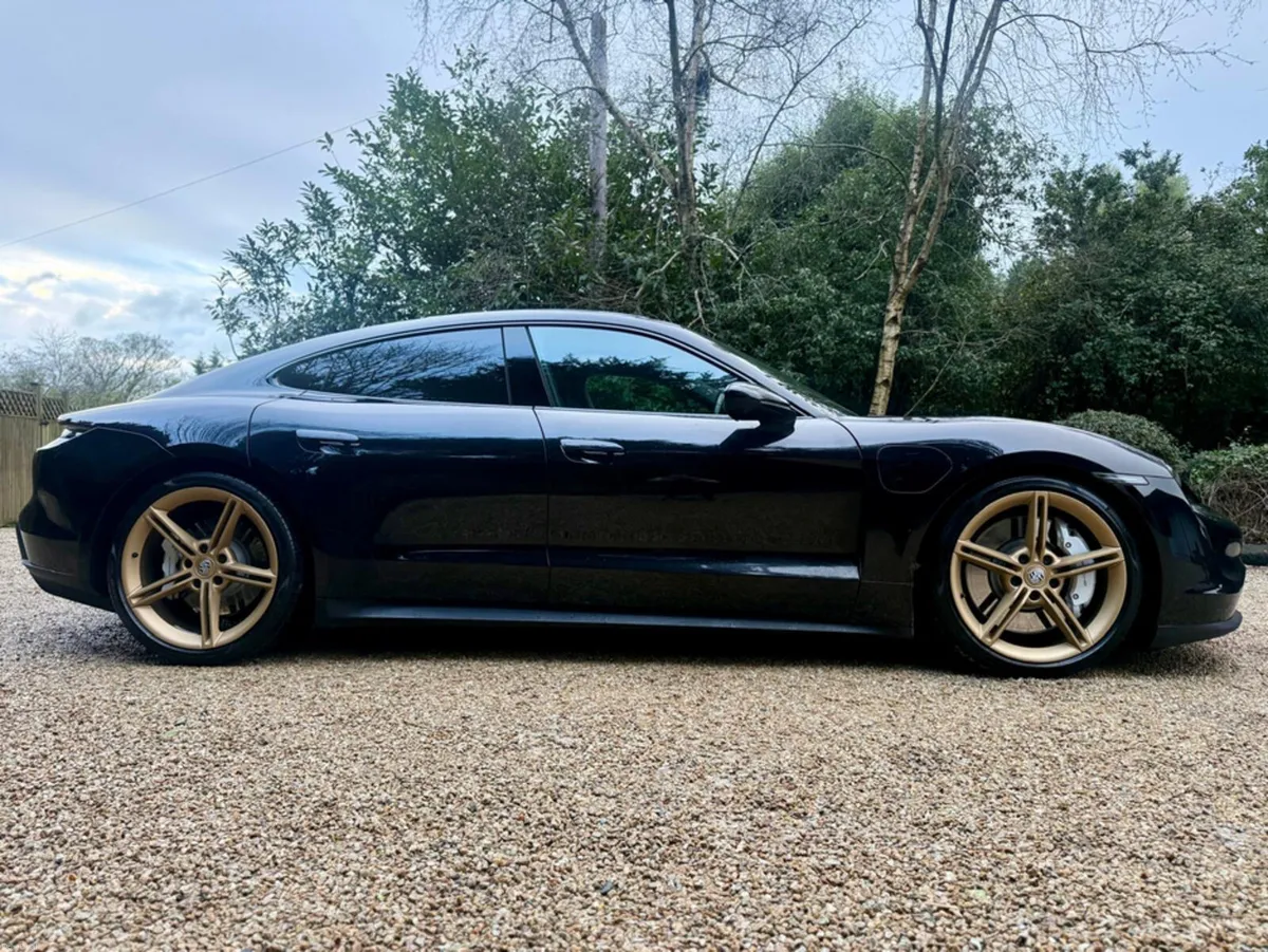 Porsche Taycan 4S *Performance Battery Plus…Huge S - Image 3