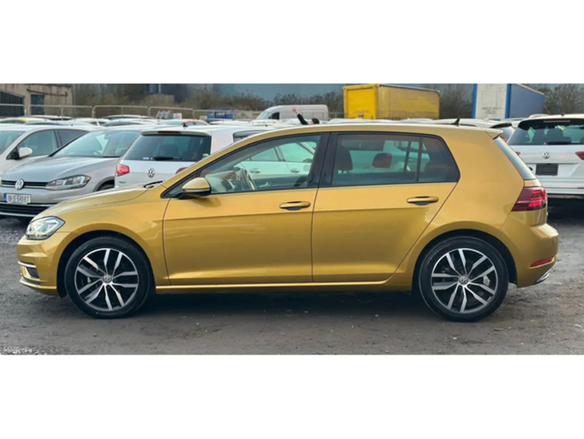 Volkswagen Golf 1.4L TSI HIGH LINE TECH EDITION 20 - Image 3