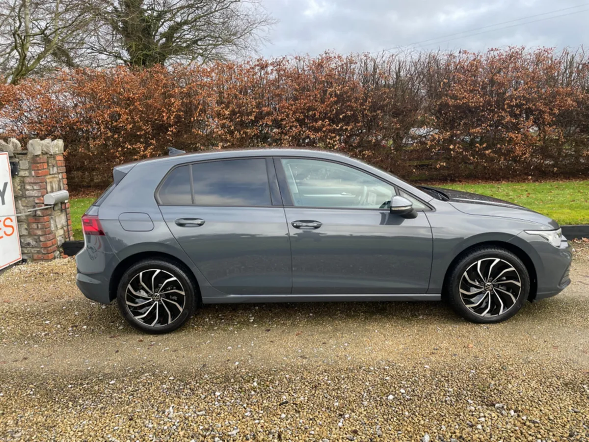 Volkswagen Golf 2.0 TDI 150 BHP DSG AUTO  MK 8 - Image 4