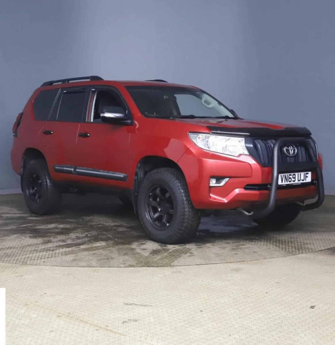 Choice of 2 Toyota Landcruiser 2.8 Active D-4D - Image 1