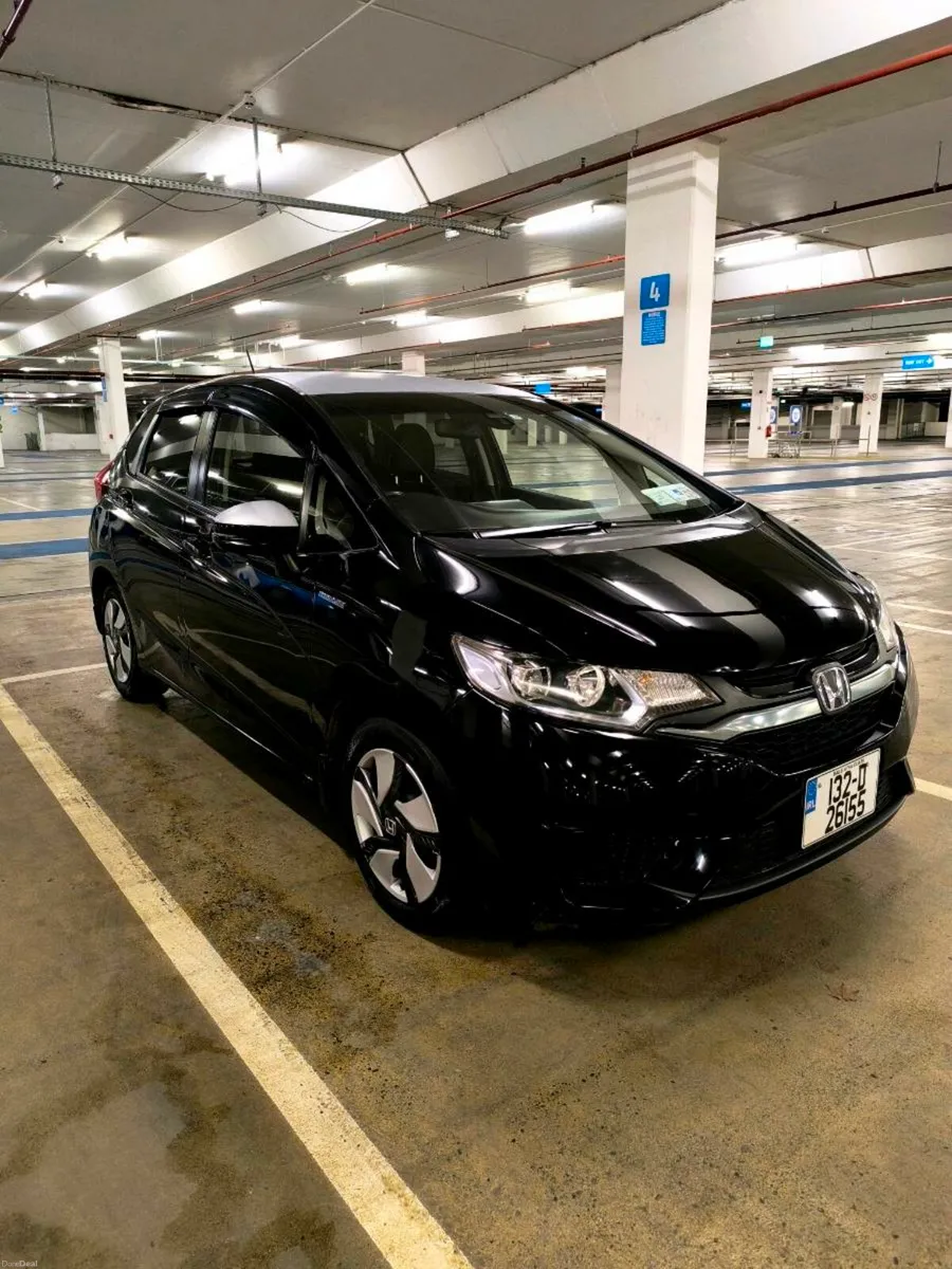 Honda Fit Hybrid Automatic. New NCT! - Image 3