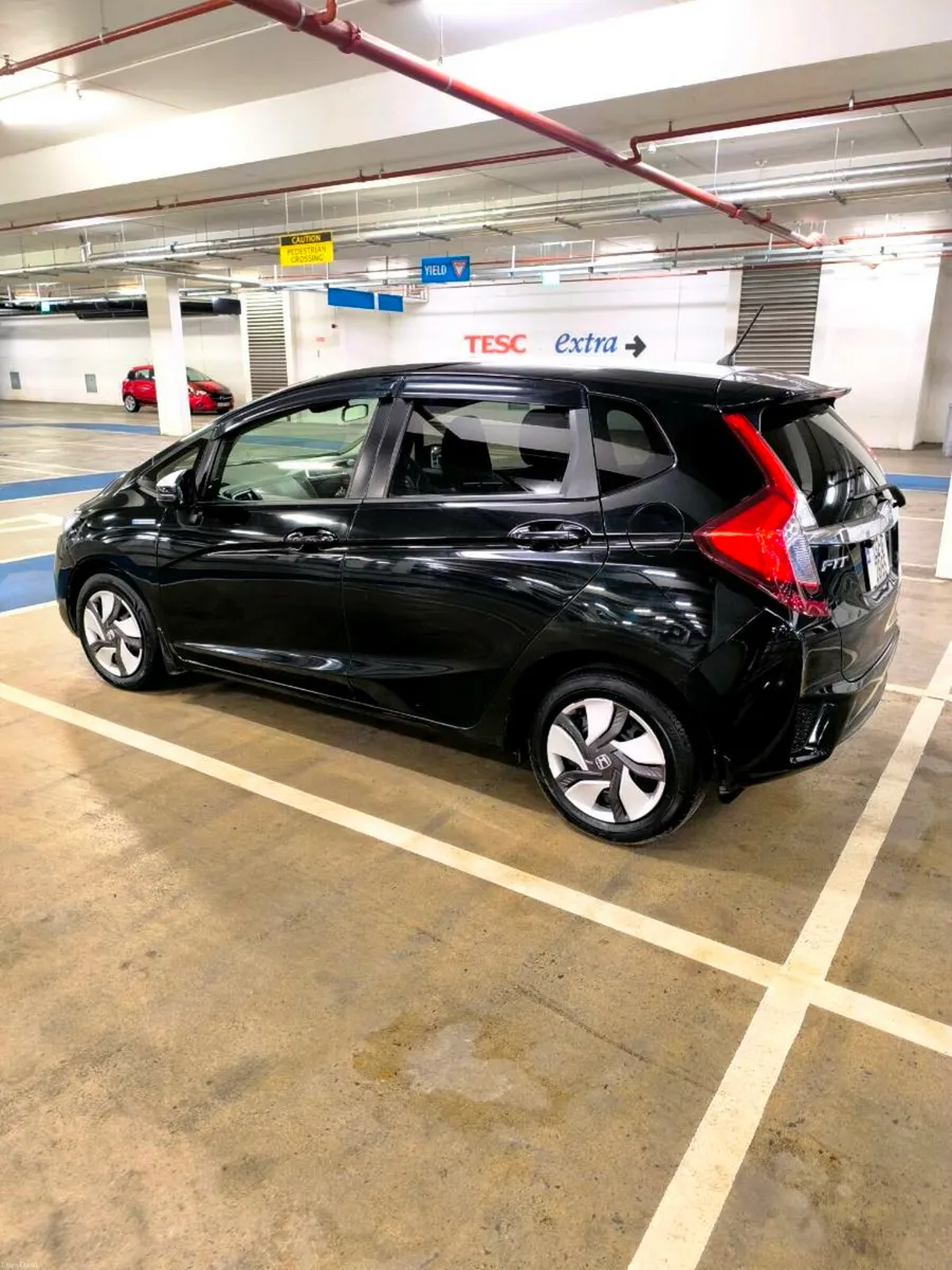 Honda Fit Hybrid Automatic. New NCT! - Image 4