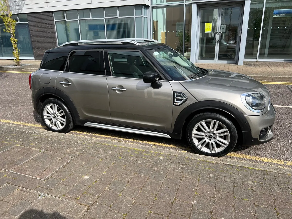 Mini Countryman 2019 - Image 1