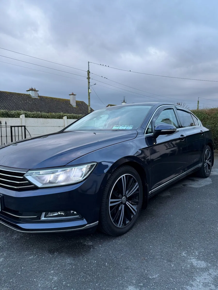 Volkswagen Passat - Image 3