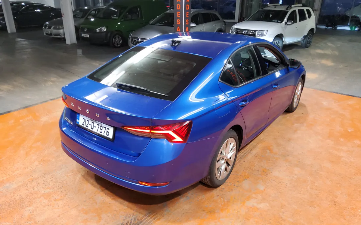 Skoda Octavia 2021 - Image 3