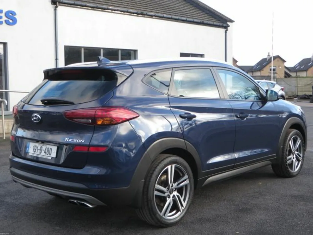 Hyundai Tucson Executive 5DR - Image 3