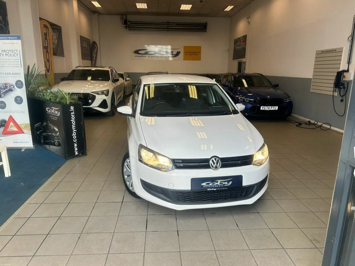 Volkswagen Polo 1.2 5DR Auto Volkswagen Polo. 1 Ow - Image 2