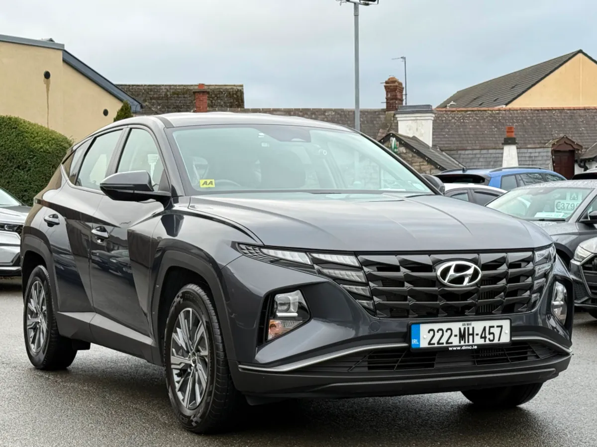 Hyundai Tucson 1.6D COMFORT PLUS 5DR *LOW KMS* - Image 3