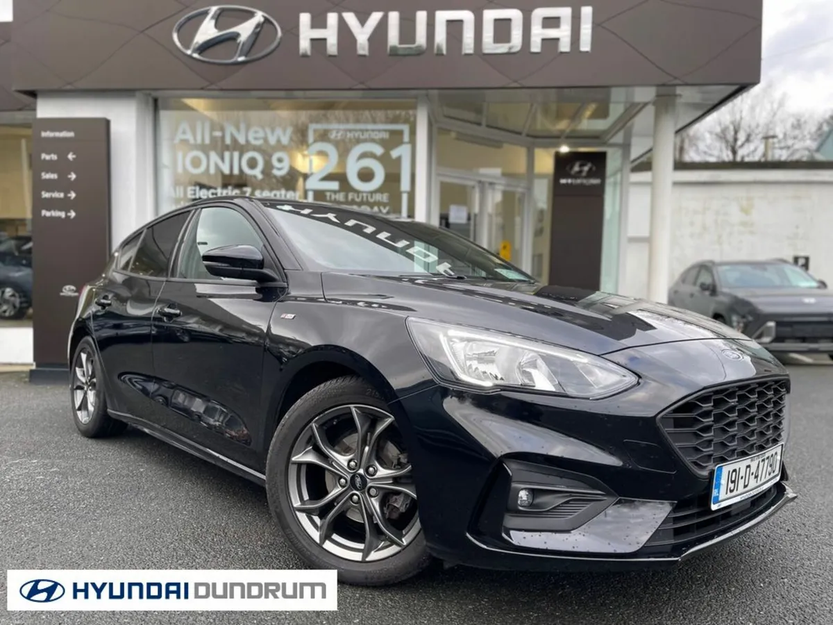 Ford Focus 1.0 St-line Ecoboost 125PS 5DR - Image 1