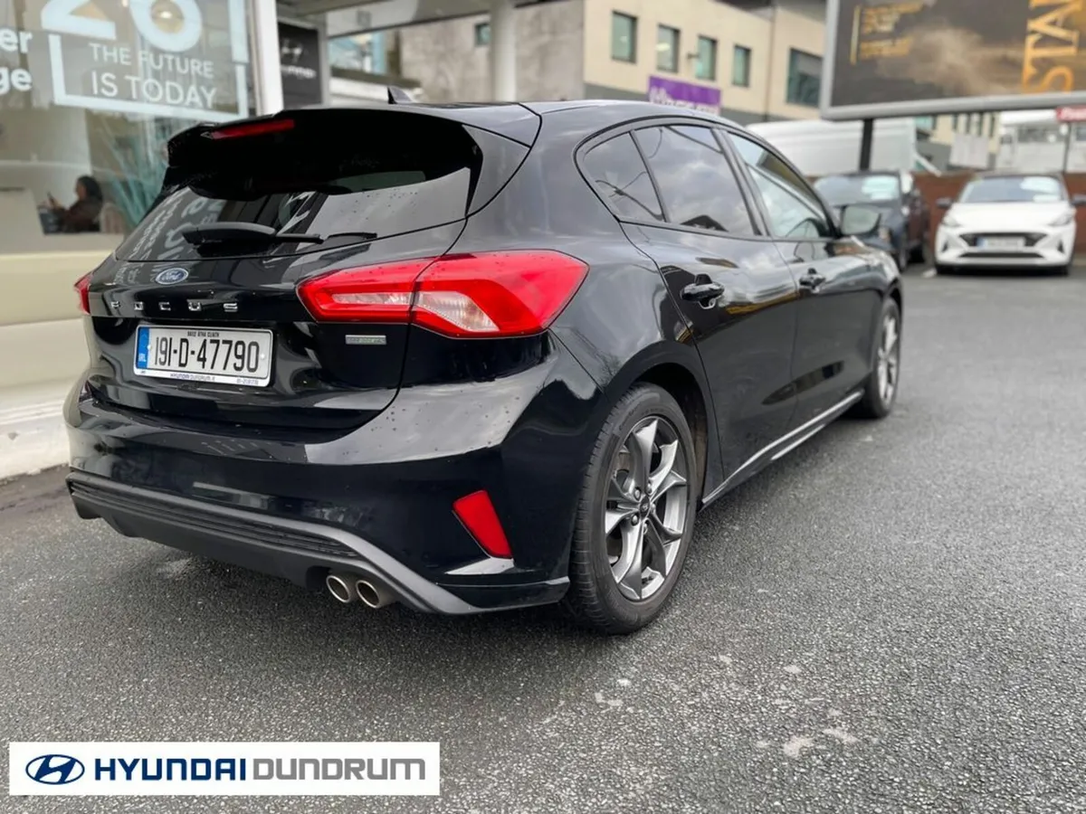 Ford Focus 1.0 St-line Ecoboost 125PS 5DR - Image 4