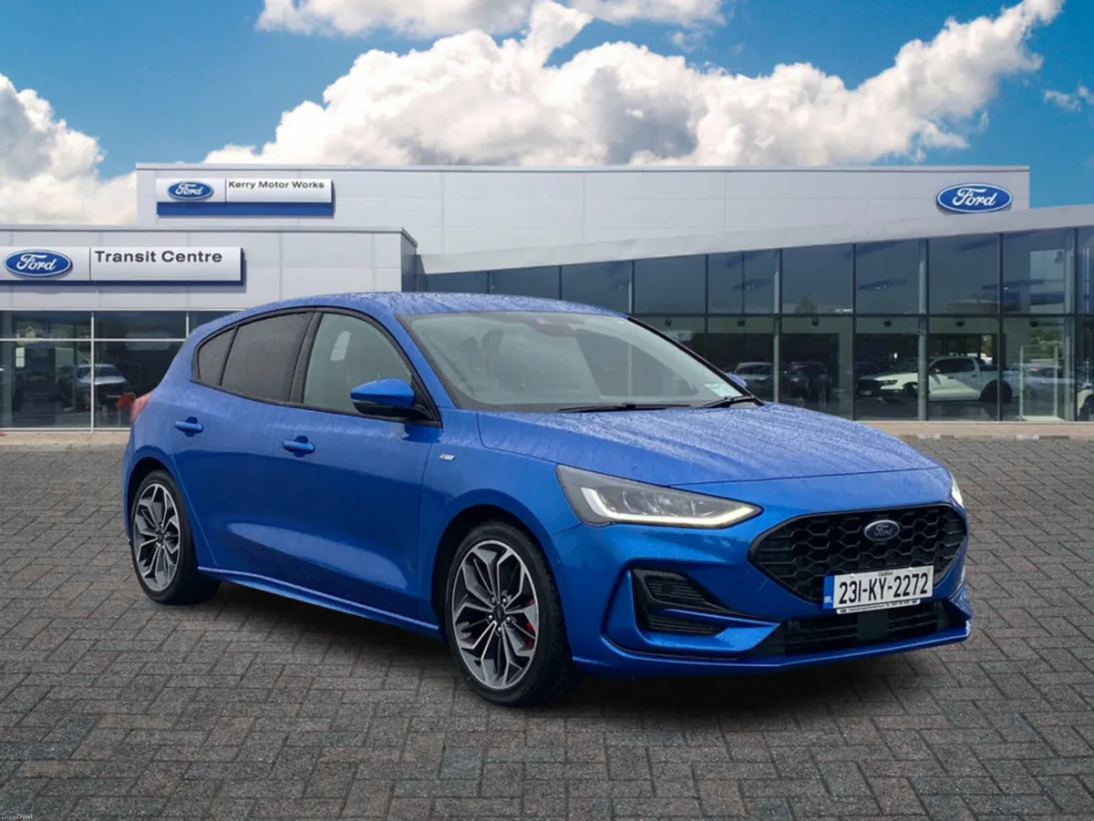 Ford Focus ST-LINE X 1.0 125BHP... Full leather - Image 1