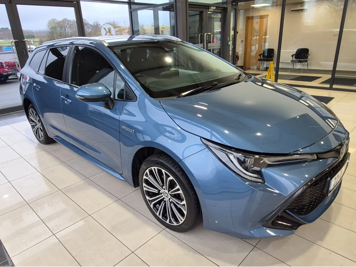 Toyota Corolla HYBRID SOL T/S 4DR AUTO - Image 2