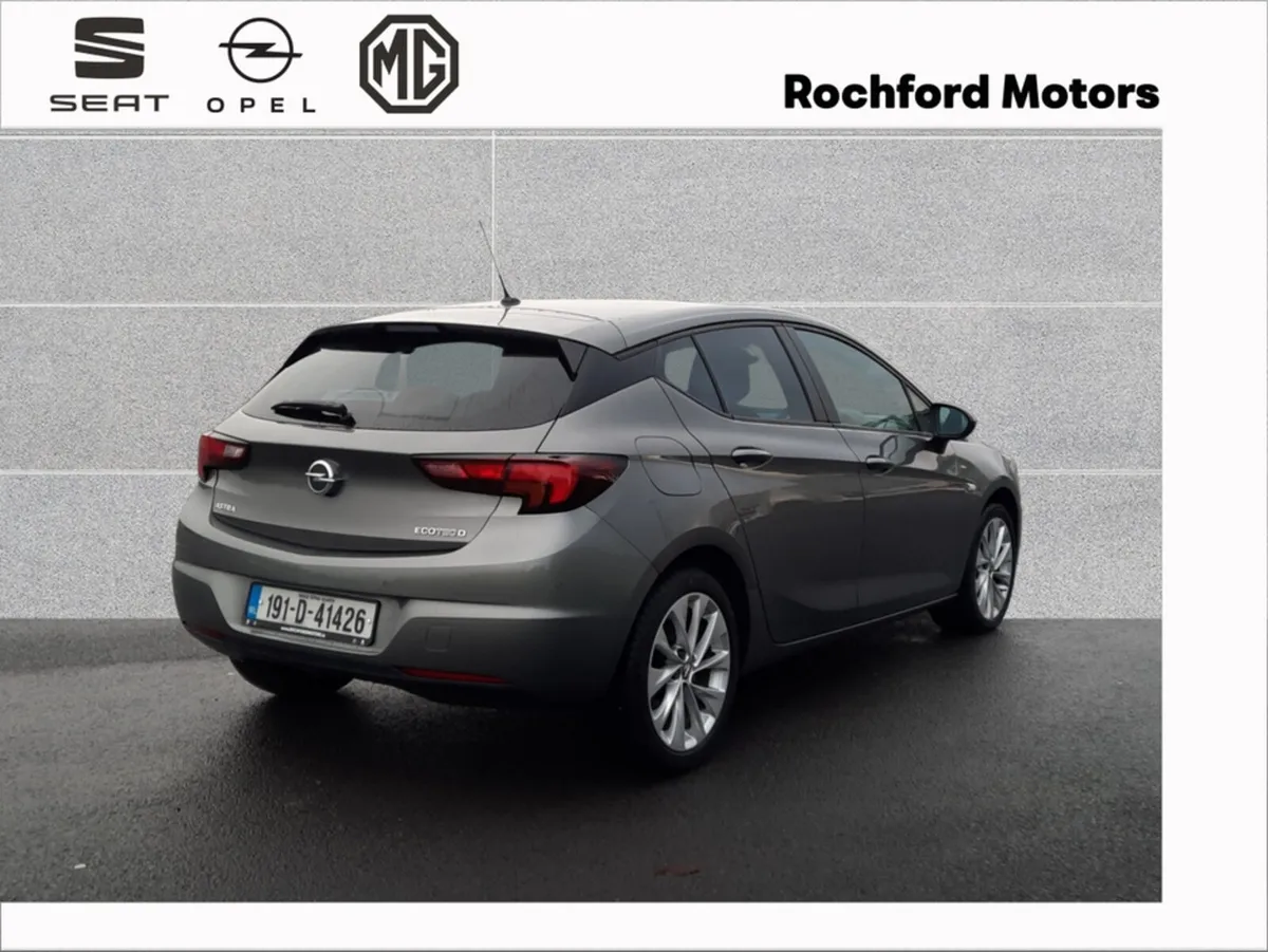 Opel Astra SC 1.6 CDTI 110PS 5DR - Image 4