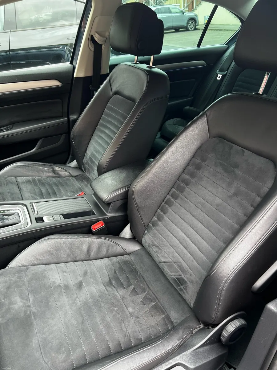 VW Passat GTE - Image 4