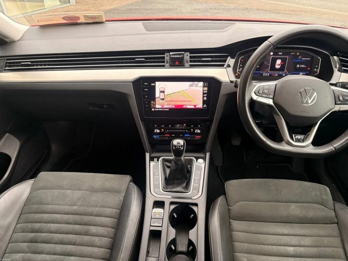 Volkswagen Passat 2.0 TDI 150HP R-Line - Image 3