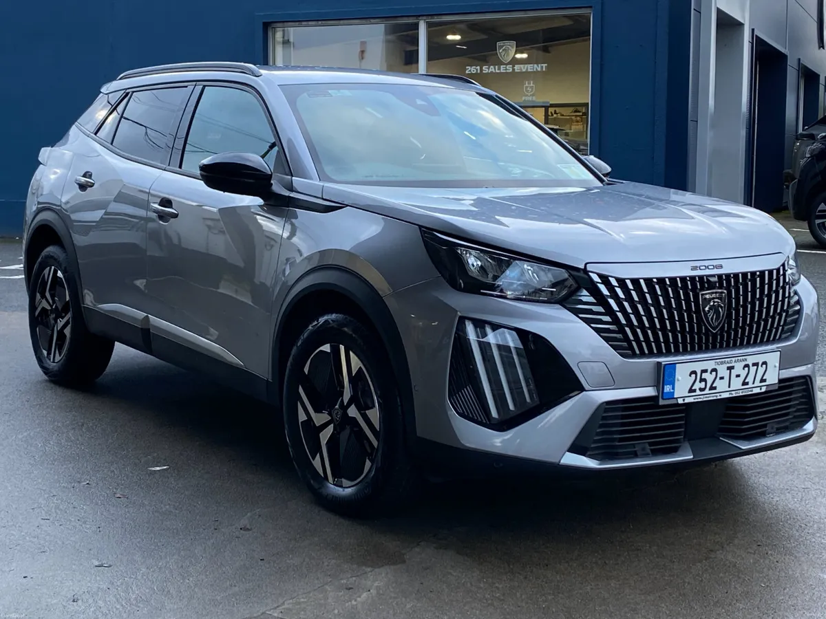 Peugeot 2008 HYBRID 145BHP e-DCS6 Allure - Image 1