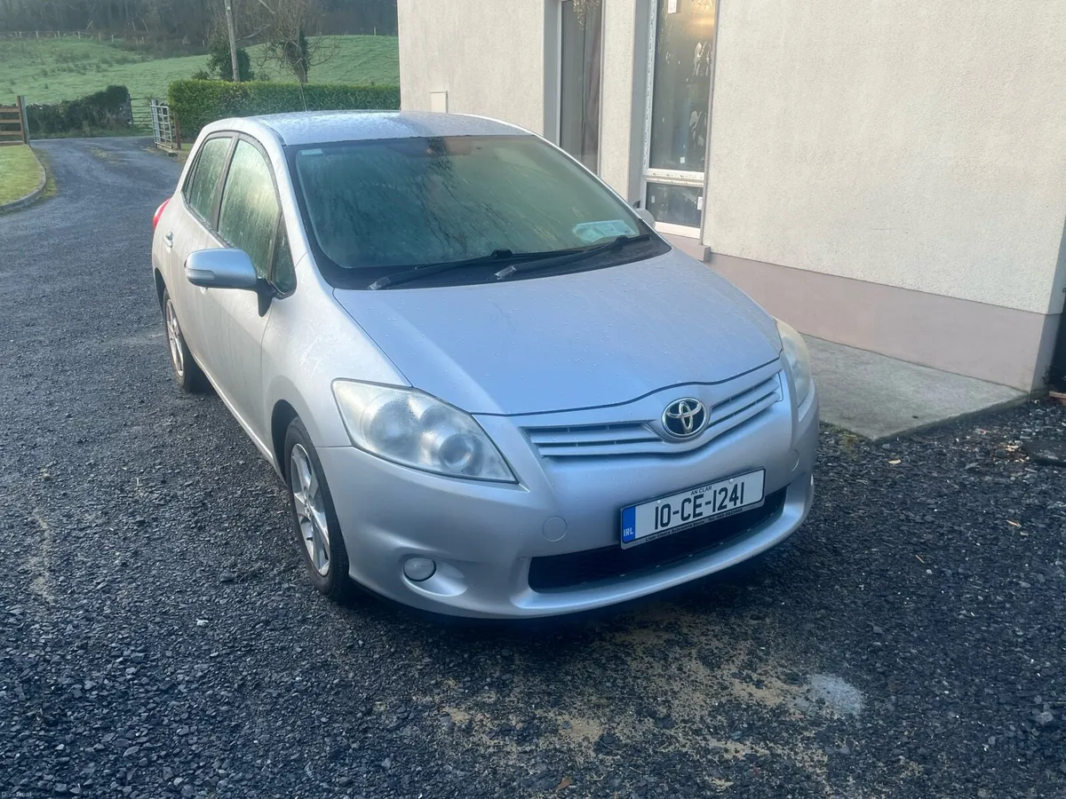 Toyota auris for sale 15 months Nct immaculate - Image 1