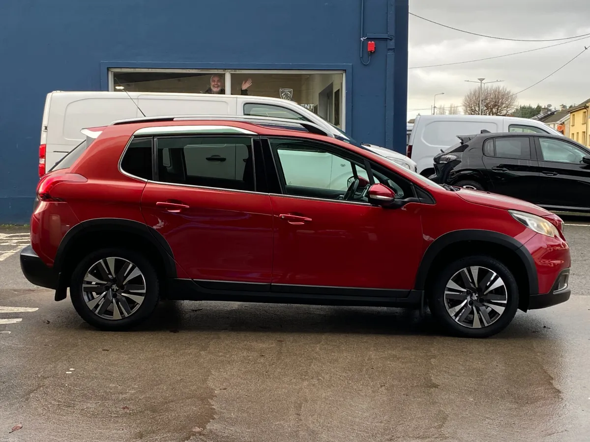 Peugeot 2008 1.6 Blue Hdi 120bhp Allure S/S SRF - Image 2