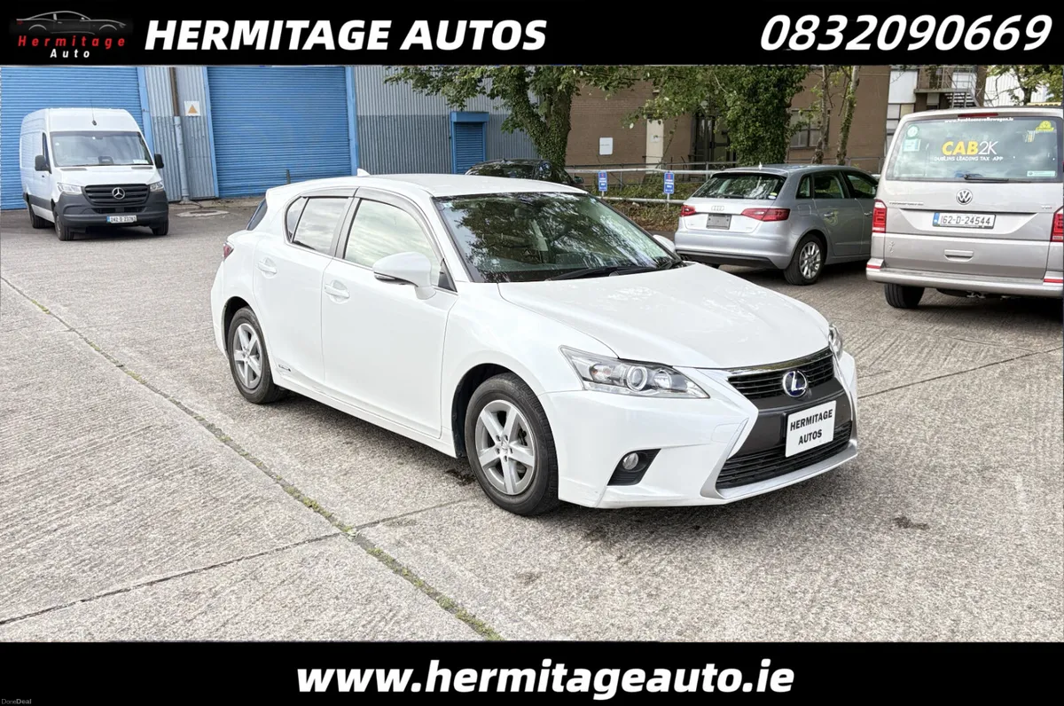 Lexus CT 1.8 Hybrid 2015 - Image 1