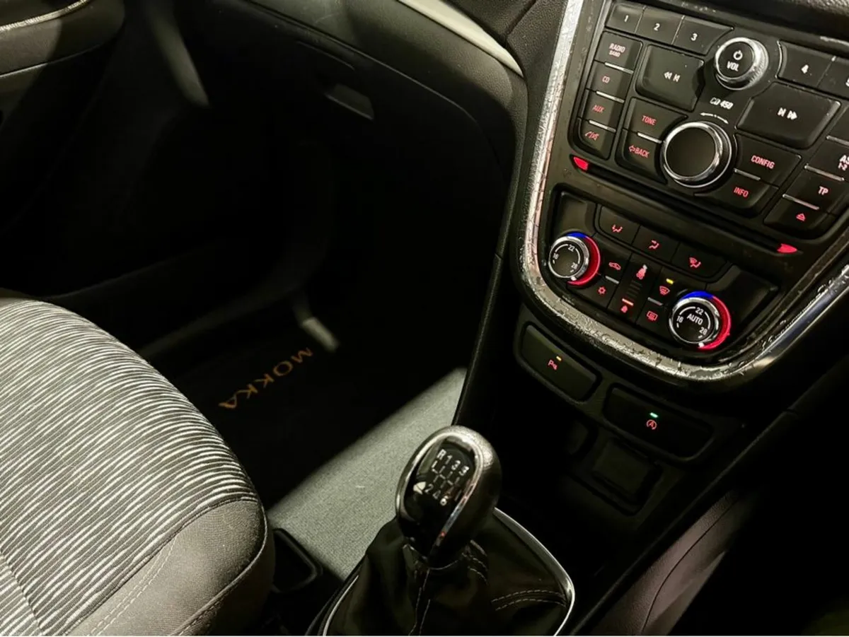 Opel Mokka SC 1.7 CDTI 4DR - Image 4