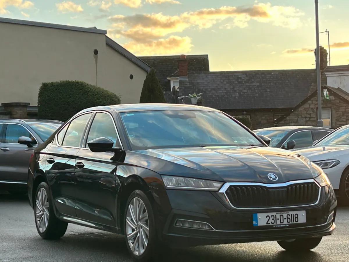 Skoda Octavia STYLE 2.0TDI DSG AUTO *IRISH CAR & H - Image 3