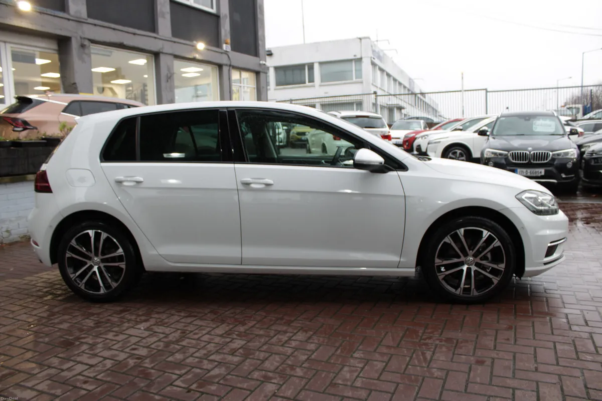 2.0TDI 150BHP SPORT 5DR HATCHBACK AUTO // 1 OWNER - Image 3