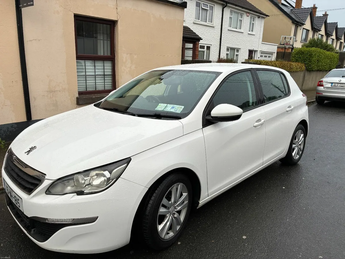 Peugeot 308 2015 - Image 2