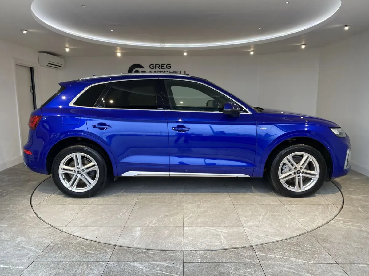 Audi Q5 2023 - Image 4
