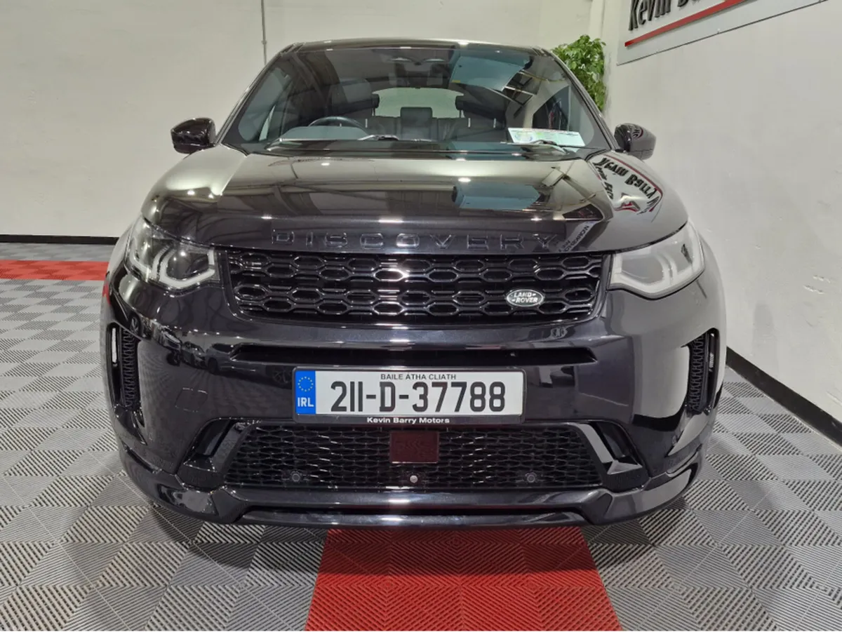 Land Rover Discovery Sport P300E R-DYNAMIC HSE (PA - Image 3
