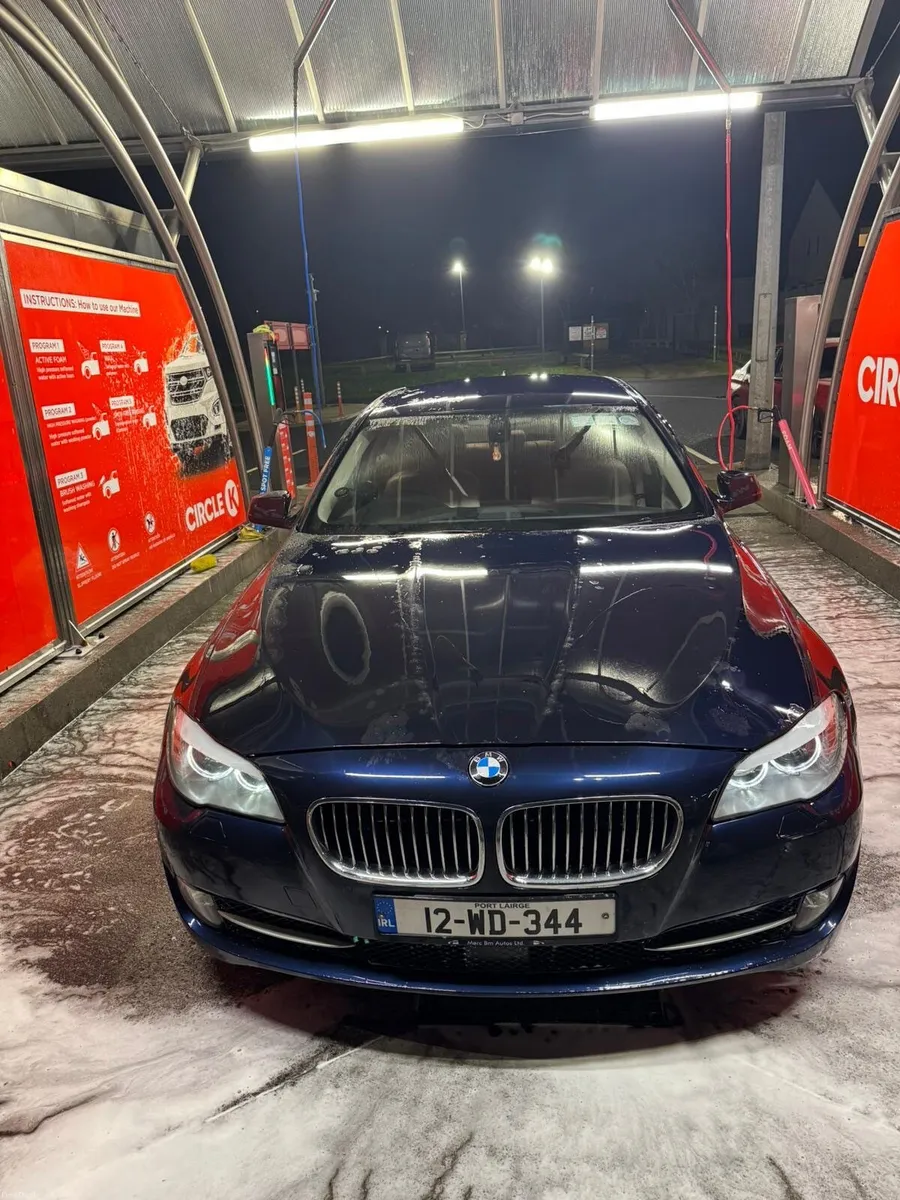BMW 5-Series 2012 - Image 1