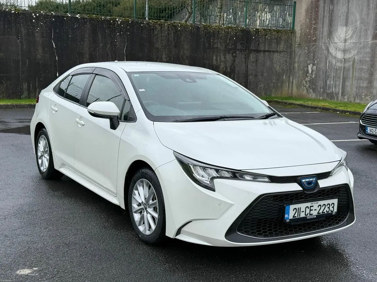 Toyota Corolla Hybrid 2021 - Image 3