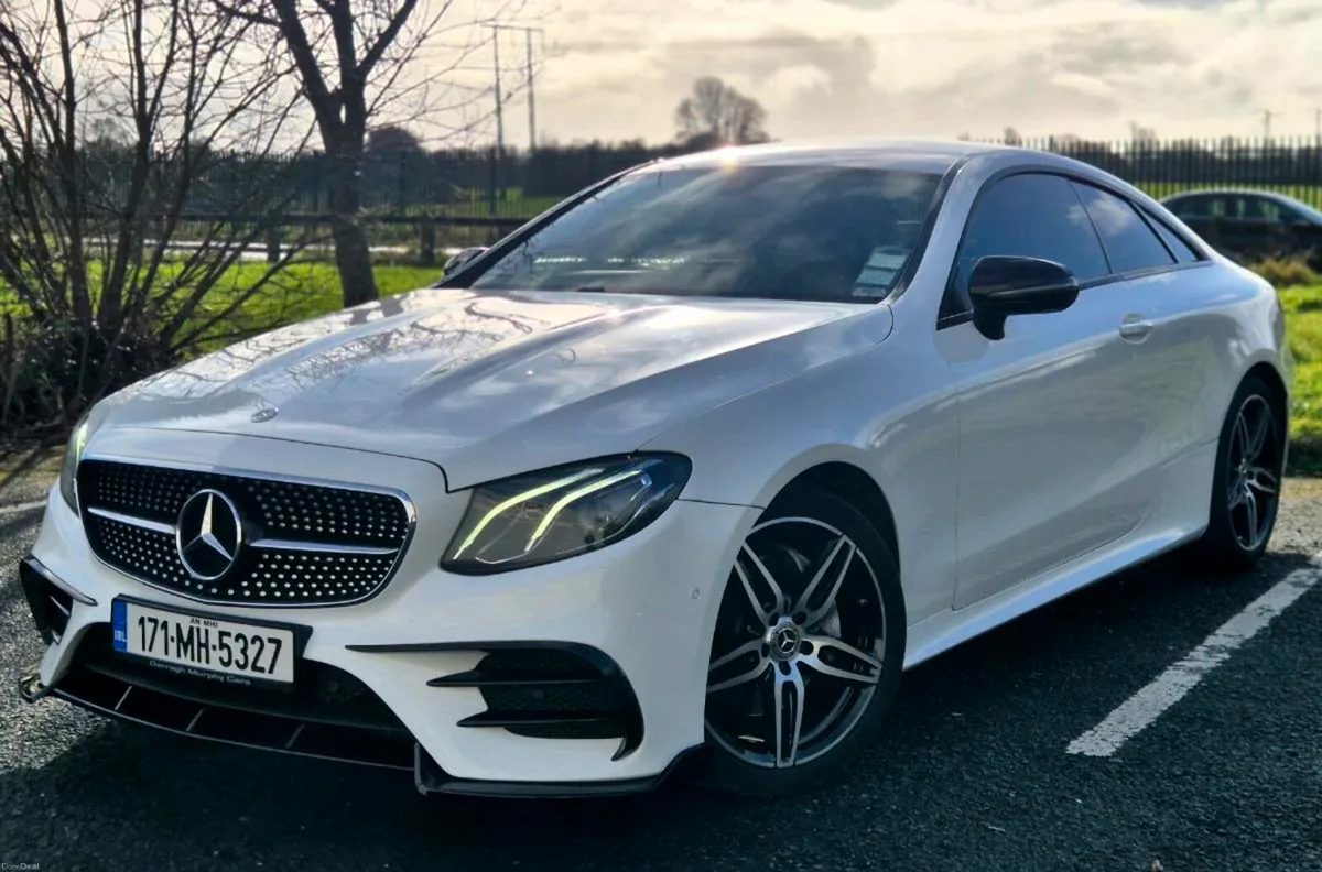 17 Mercedes-Benz E220 Amg Coupe.(23900e) - Image 1